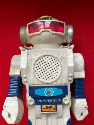 Robot Amico Anni 80