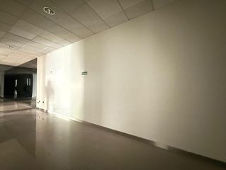 Local comercial en alquiler en Lovaina - Aranzabal en Vitoria-Gasteiz