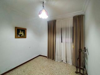 Chalet en venta en Zona Avda. Juan de Diego - Parque Municipal  en Bormujos