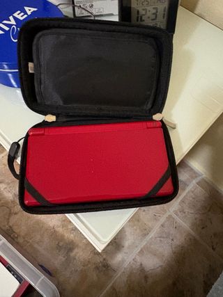Nintendo DS Rossa + 2 Giochi