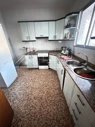 Casa adosada en venta en Benamejí