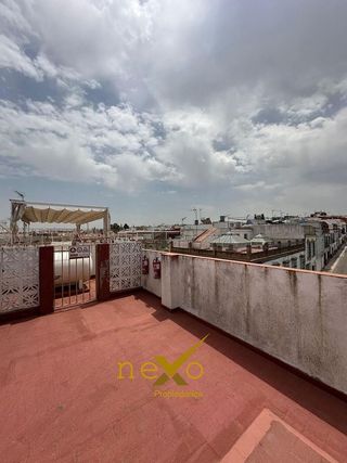 Chalet en venta en Carmona