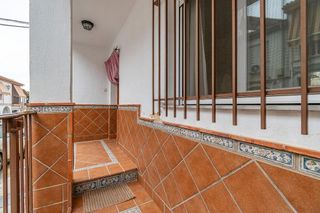 Casa adosada en venta en Zubia (La)