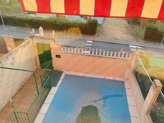 Casa adosada en venta en Argamasilla de Calatrava