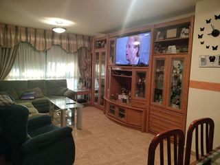 Casa adosada en venta en Argamasilla de Calatrava