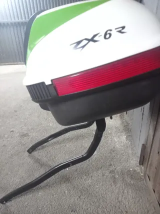 Baúl y Soporte Kawasaki ZX6