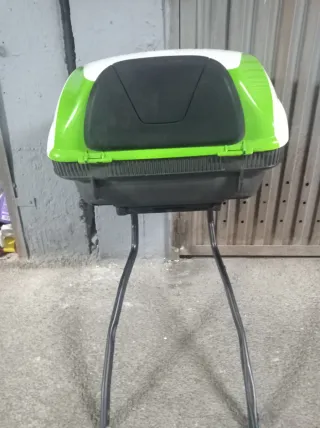 Baúl y Soporte Kawasaki ZX6