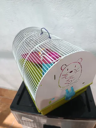 Jaula para hámster con accesorios