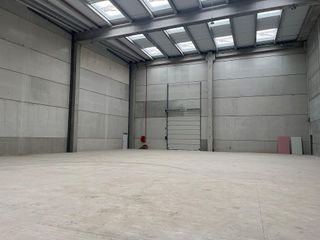 Nave industrial en alquiler en Almeda - El Corte Inglés en Cornellà de Llobregat