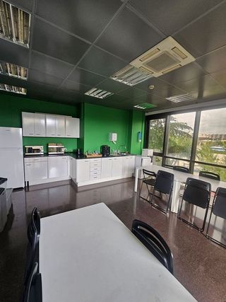 Nave industrial en alquiler en Gran Via LH en Hospitalet de Llobregat, L´