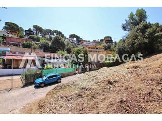 Terreno en venta en La Floresta - Les Planes en Sant Cugat del Vallès