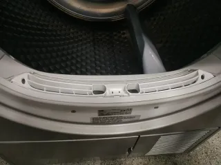 Secadora gris Beko 8kg De Condensación