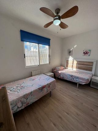 Casa adosada en alquiler en Los Balcones - Los Altos del Edén en Torrevieja