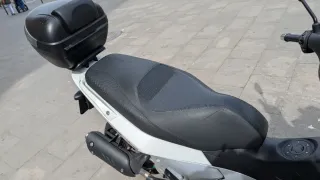 Aprilia SR Motard Scooter Automática