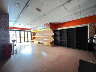 Local comercial en alquiler en Centro en Gijón