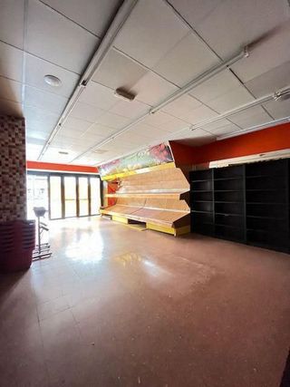 Local comercial en alquiler en Centro en Gijón