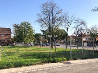 Terreno en alquiler en Sector 3 en Getafe
