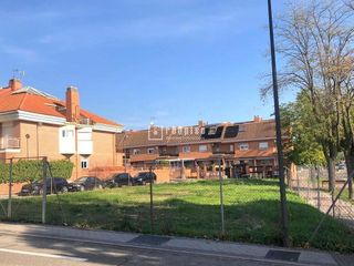 Terreno en alquiler en Sector 3 en Getafe