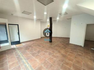 Local comercial en alquiler en Becerril de la Sierra