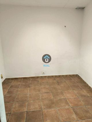 Local comercial en alquiler en Becerril de la Sierra