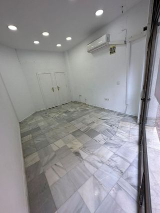 Local comercial en alquiler en La Línea de la Concepción ciudad en Línea de la Concepción (La)