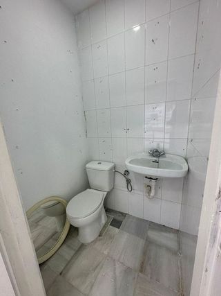 Local comercial en alquiler en La Línea de la Concepción ciudad en Línea de la Concepción (La)