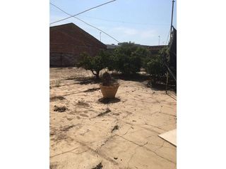 Casa adosada en venta en Guadassuar