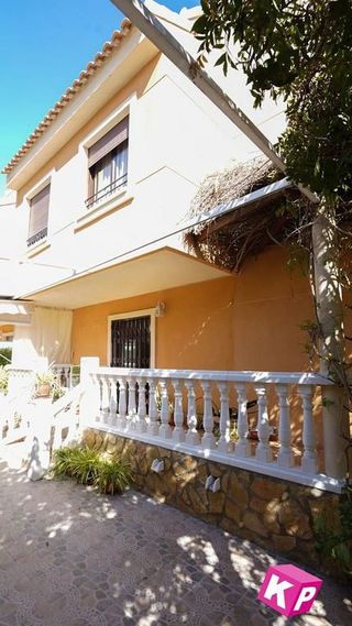 Casa adosada en venta en Bernabéu - Santa Pola Este en Santa Pola