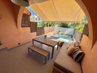 Casa adosada en venta en Bernabéu - Santa Pola Este en Santa Pola