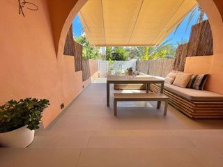 Casa adosada en venta en Bernabéu - Santa Pola Este en Santa Pola