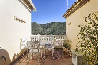 Casa adosada en venta en Benahavís