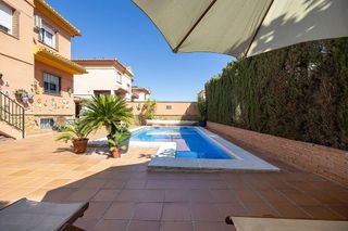 Chalet en venta en Cúllar Vega