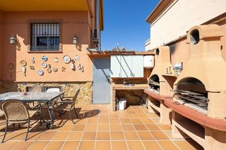 Chalet en venta en Cúllar Vega
