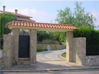 Chalet en venta en Picassent