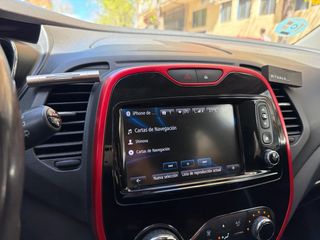 Renault Captur Rojo 2016  90 cv  Recién pintado !