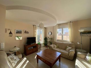 Chalet en venta en Baza