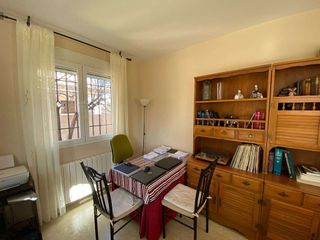 Chalet en venta en Baza