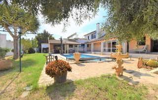 Chalet en venta en Campos de Golf - Villa Martin - Los Dolses en Orihuela