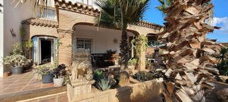Chalet en venta en Huércal de Almería