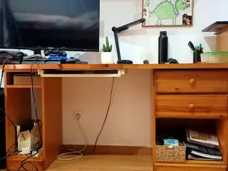 Dormitorio Litera madera, escritorio y cajonera