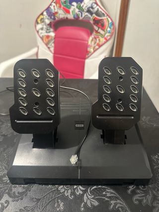 Volante HORI Racing Wheel PS4/PS3 + Pedales