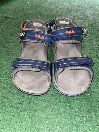 Sandalias Fila niño talla 35