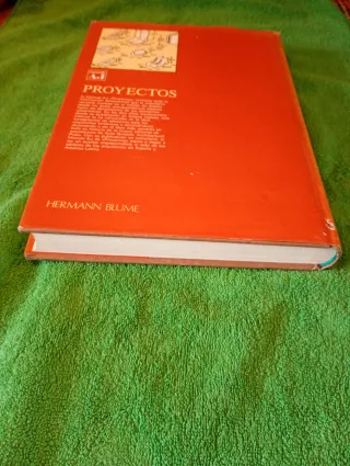 PROYECTOS. Libro sobre arquitectura