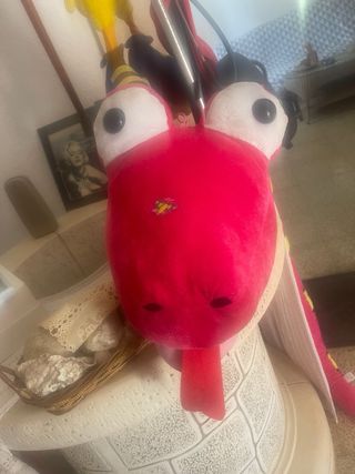 Serpiente grande de peluche