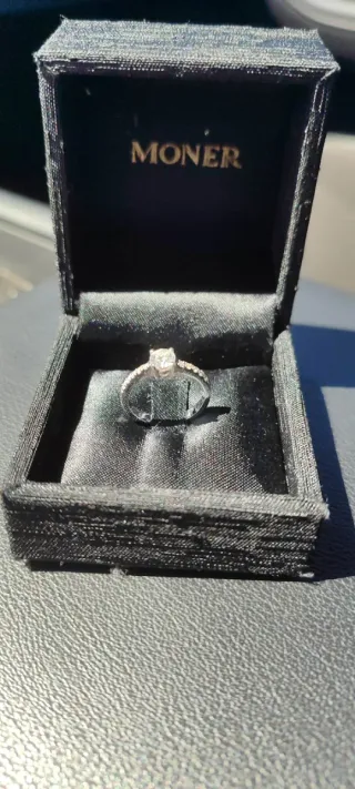 Anillo Oro Blanco Diamantes GIA