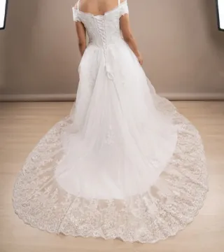 Vestido tipo corset talla M + corona de piedras