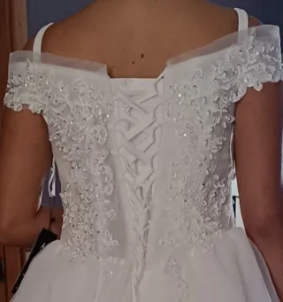 Vestido tipo corset talla M + corona de piedras