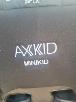 Silla de coche AXKID MINIKID