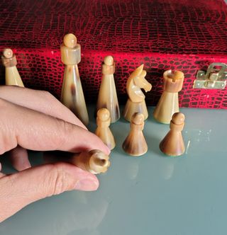 Antico scacchiere in corno