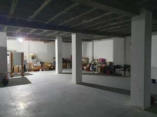 Local comercial en venta en Negreira